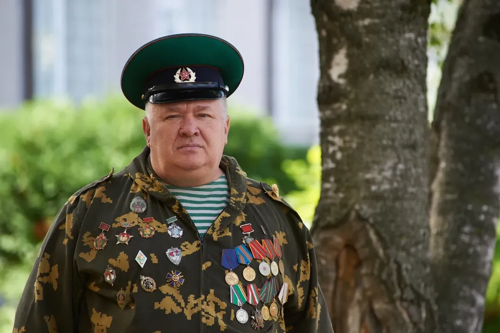 Ветеран-пограничник Кубанов провёл более 130 патриотических встреч за год