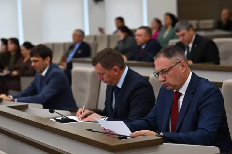 Новый созыв Госсовета-Хасэ Адыгеи сформировал структуру парламента